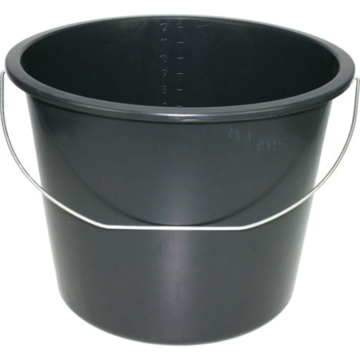 Seau noir de 12 litres, utilisable sous certaines conditions pour la construction