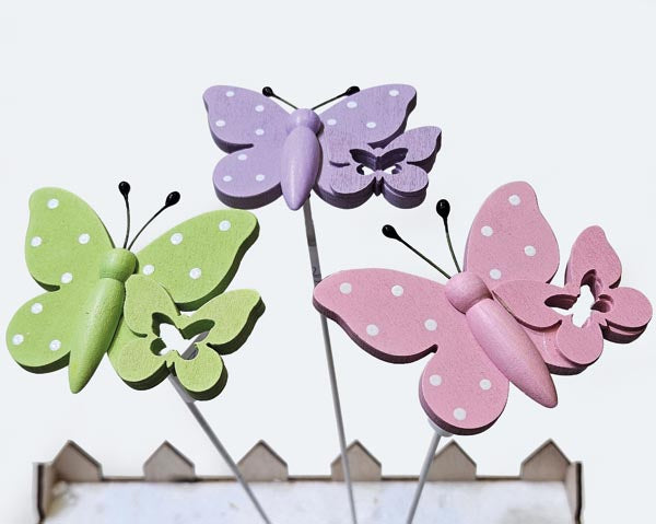 Papillon sur piquet, 26 x 6 cm – en bois