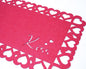 Set de table en feutrine Kiss XL 45x30cm avec cœur découpé au laser