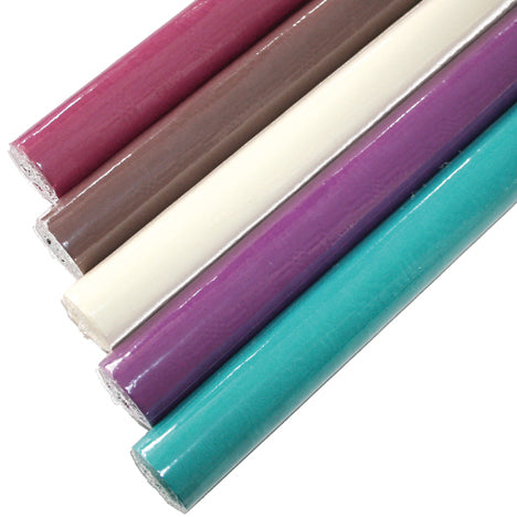 Nappe 8x1m damassée en 5 couleurs tendance assorties.